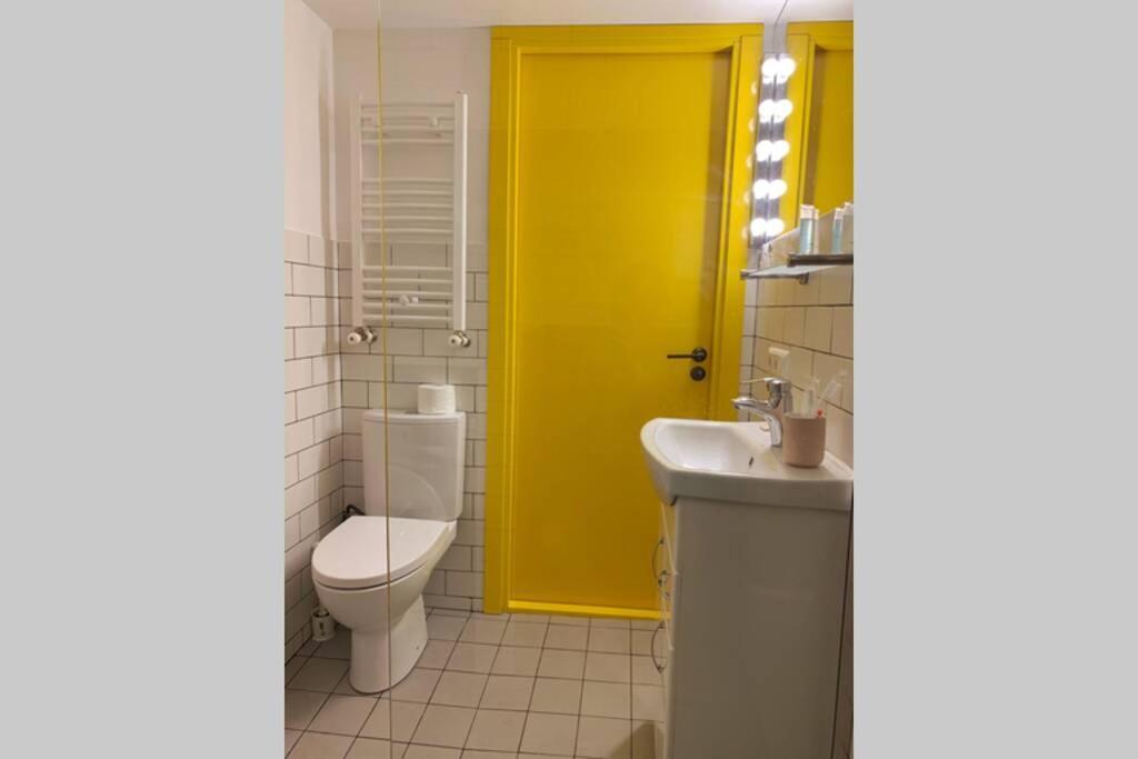 Bright Apartment Тбілісі Екстер'єр фото